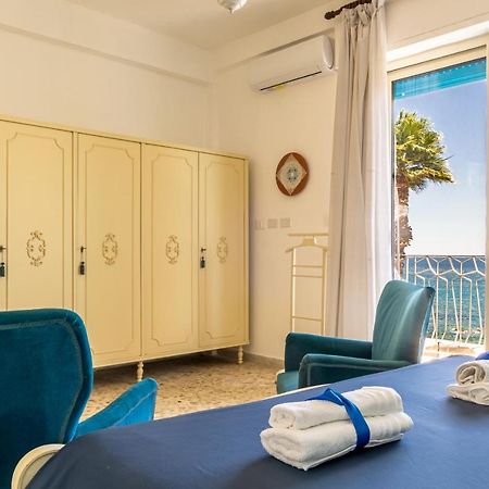 Ferienwohnung Brezza Di Mare Giardini-Naxos Exterior foto